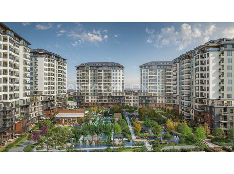 Spacious and Stylish Luxe Real Estate in Beylikduzu Istanbul - Жилище