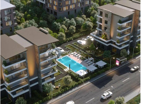 2-Bedroom Apartments in a Complex with Swimming Pool in… - Tempat tinggal