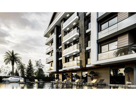 Apartments in Complex with Swimming Pool in Konyaalti… - kudiyiruppu