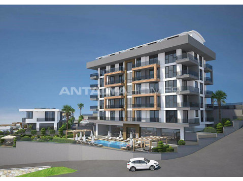 Apartments with Excellent City and Nature Views in Alanya - Housing