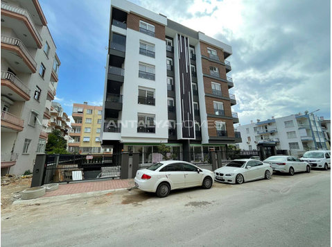 Brand New Chic Flats in the Antalya City Center - kudiyiruppu