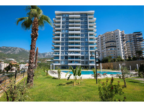 Chic Apartments within Walking Distance of the Sea in Alanya - Nhà