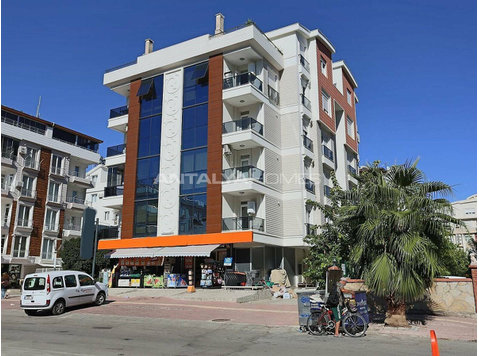 Duplex Apartment Close to the Sea in Antalya Konyaalti - Housing