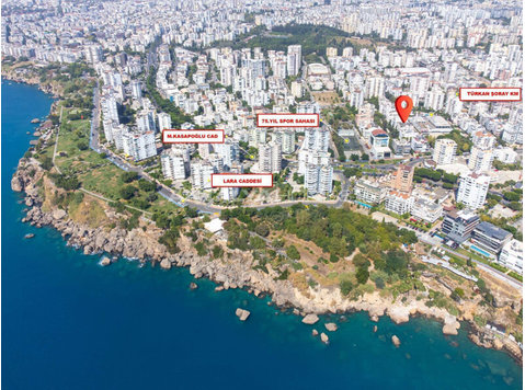 Duplex Apartment Near the Beach in Antalya Muratpasa - Residência