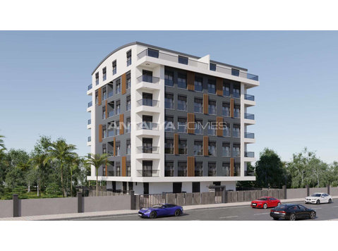 Flats near Old Town and Mermerli Beach in Antalya Muratpasa - Смештај