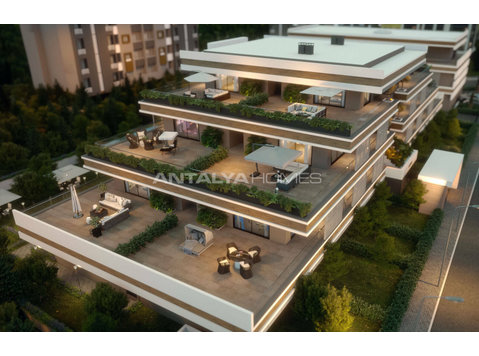 Flats with Private Gardens and Balconies in Aksu Antalya - Nhà