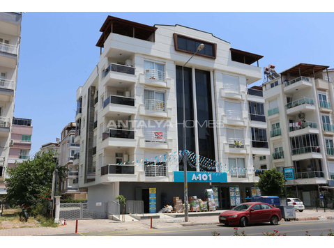 Furnished Flat in a Prime Location in Konyaalti Antalya - Asuminen