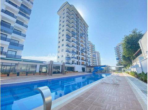 Furnished Flat with Rich Communal Amenities in Alanya - Asuminen