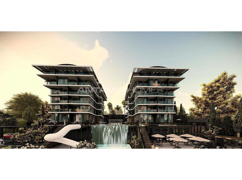 Luxury Apartments Close to the Sea in Alanya Center - Housing