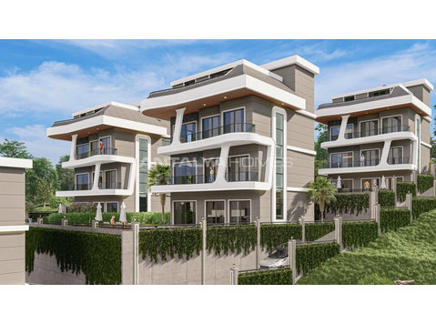 Luxury Detached Villas with Sea and City Views in Alanya - Сместување