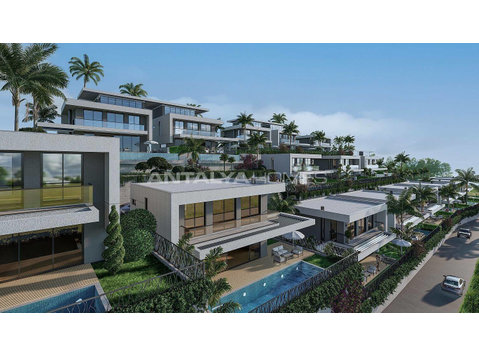 Luxury Houses with Private Pools and Gardens in Alanya - Residência