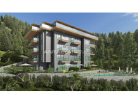 Luxury Real Estate with Swimming Pool in Alanya Center - Housing