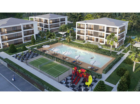 Modern Apartments in a Luxury Complex in Dosemealti Antalya - Housing