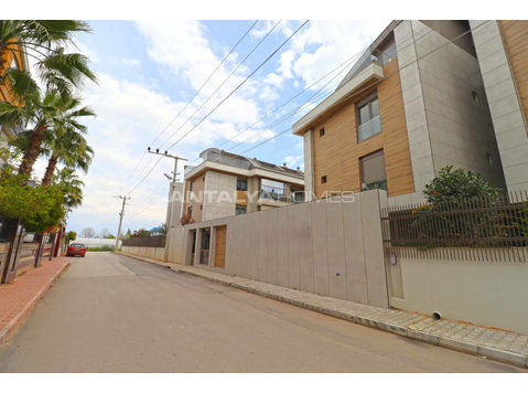 Modern Apartments with Pool and Garden in Complex in… - Lakás