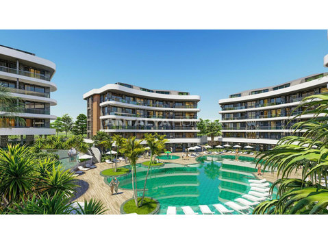 Modern Real Estate in a Luxury Complex in Oba Alanya - Housing