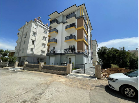 New Build Apartment with High Rental Income Potential in… - Смештај
