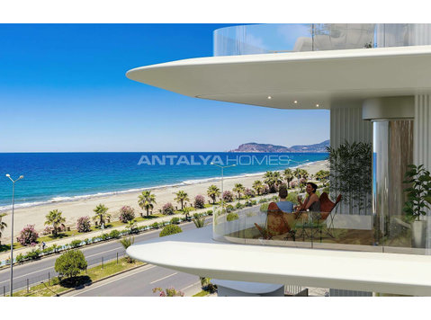 New-Build Flats Nearby the Sea in a Complex in Alanya Kestel - Сместување
