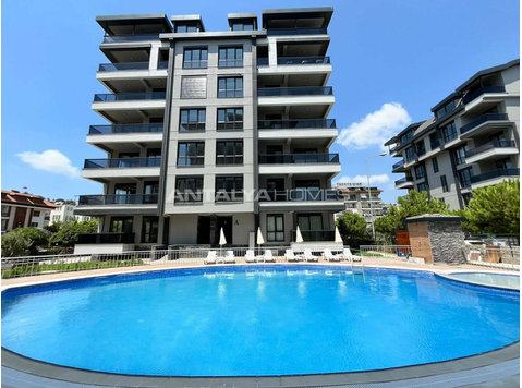 New Flats with Spacious Rooms in Antalya Gazipasa - Nhà