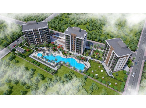 Properties in Complex with Rich Amenities in Antalya… - Asuminen