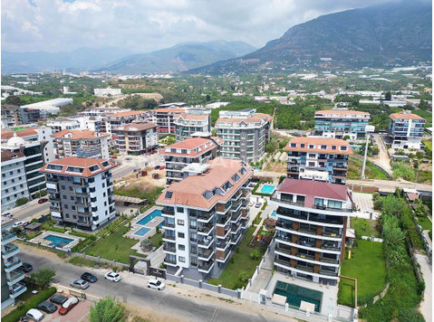 Ready to Move Apartments Near the Sea in Alanya Kestel - Nhà