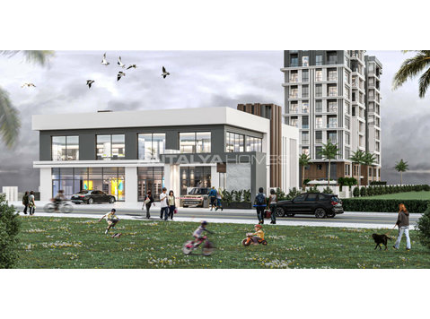 Real Estate in Complex Close to Main Street in Antalya Kepez - Housing