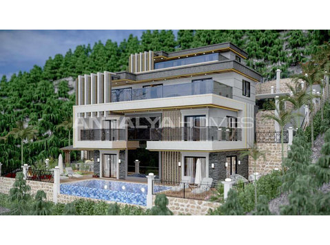 Sea View Villa in Alanya's Preferred Area Tepe - Housing