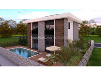 Spacious Villa Close to The Land of Legends in Antalya… - דיור
