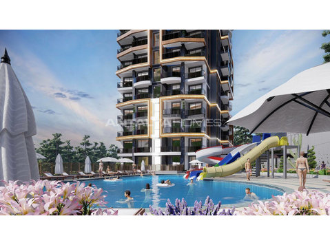 Stylish Apartments in a Complex with Pool in Mahmutlar,… - Nhà