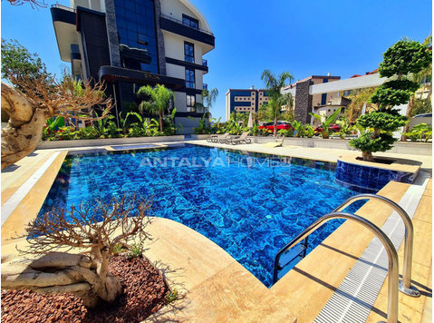 Stylish Key-Ready Properties in a Complex with Pool in… - Locuinţe
