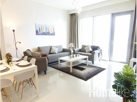 Bright 1BR in Harbour Views T2 - アパート