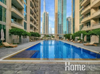 Cozy Two Bedroom Apartment with Burj Khalifa View - Leiligheter