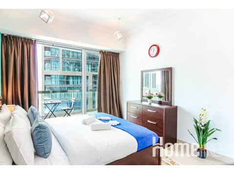 Huge Furnished 1 Bedroom - Apartmani
