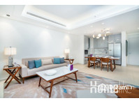 Dubai Retreat: Modern Sophisticated Luxury Apartment - 公寓
