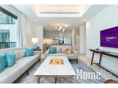 Luxury Urban Living: Modern Dubai Apartment Rental - Apartments