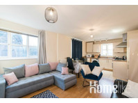 Apartment for 5 people with open living area - 公寓