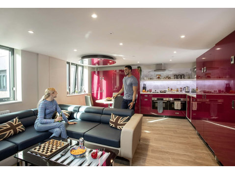 Gold En-suite Serviced Apartment in Leicester - Apartamente