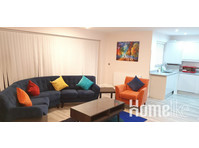 Spacious apartment in  Brentwood - Lejligheder