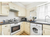 Stunning 2 bedroom apartment in Grays - Byty