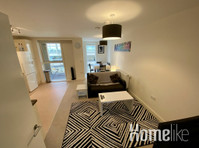 Apartment Directly infront of Cambridge station 5* - Квартиры