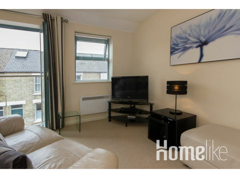 Precioso apartamento de un dormitorio en Cambridge - Pisos