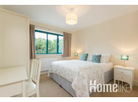 Fine one bedroom apartment on Woodhead Drive - Apartments