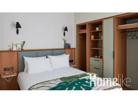 Ruim en fraai vormgegeven 1-slaapkamer appartement met… - Appartementen