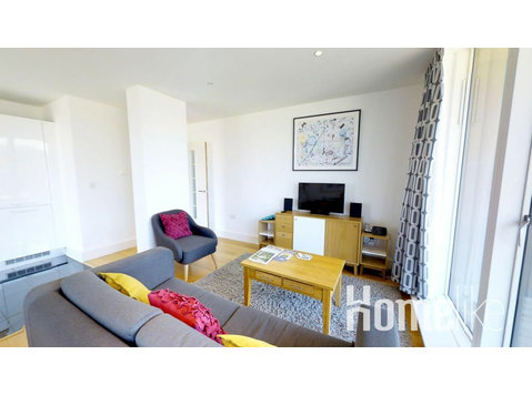 Stunning one bedroom apartment - Apartments