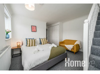 Stylish 4 bed home in  North Cambridge - Appartamenti