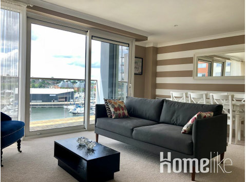 2 Bed / 2 Bath for 4 people at  Waterfront Views with… - 	
Lägenheter