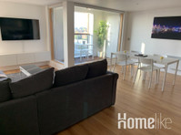 2 Bed Apartment with Quay View and Parking - Apartmány
