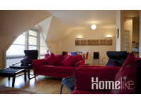 Penthouse serviced apartment in the heart of Ipswich - Апартаменти