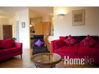 Penthouse serviced apartment in the heart of Ipswich - アパート