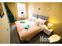 Colourful 1 Bedroom Flat in Peterborough - شقق