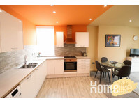Colourful 1 Bedroom Flat in Peterborough - Byty